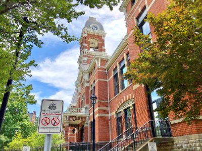 Campbell County Courthouse, York Street, Newport, KY 