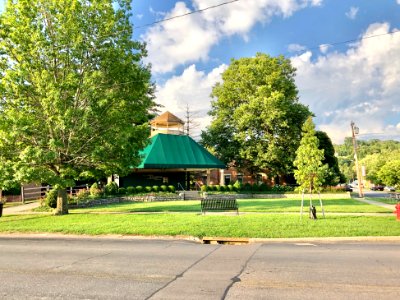 New Richmond Bandstand On The River, Front Street, New Ric… 