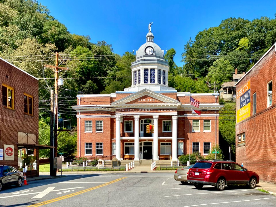 Madison County Courthouse, Marshall, NC 