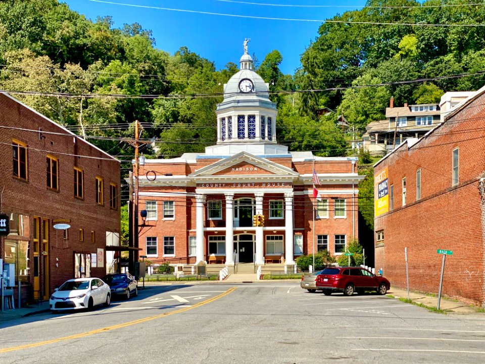Madison County Courthouse, Marshall, NC 