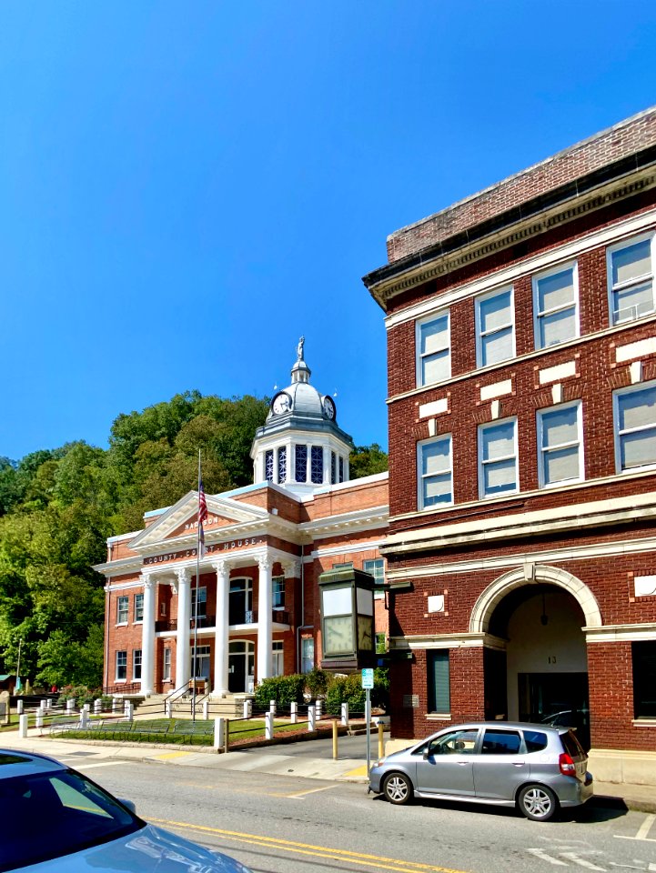 Madison County Courthouse, Marshall, NC 