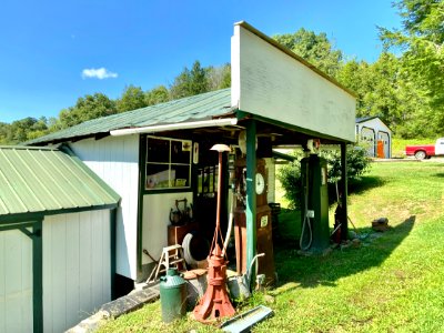 Barnard Road, Walnut, NC 