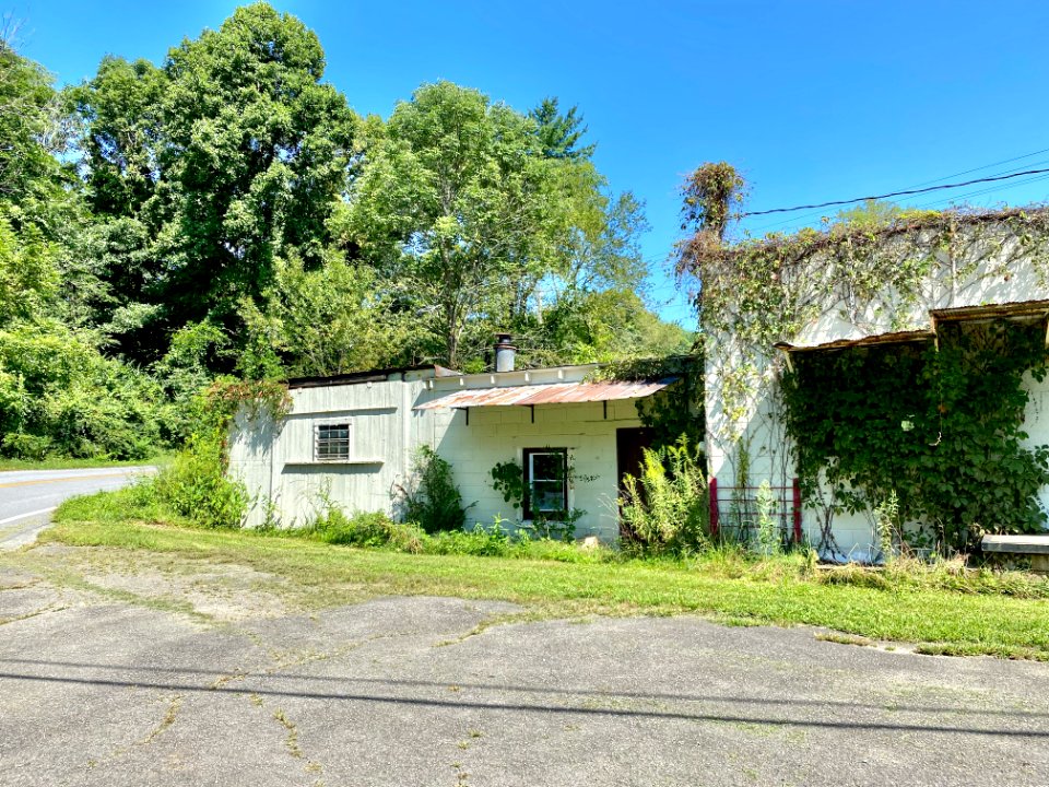 Barnard Road, Walnut, NC 