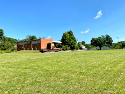 Walnut Community Center (Walnut School Annex), School Road… 