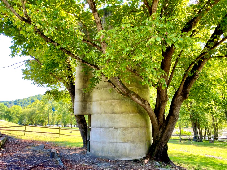 Silo, French Broad River Access Area, Barnard, NC 