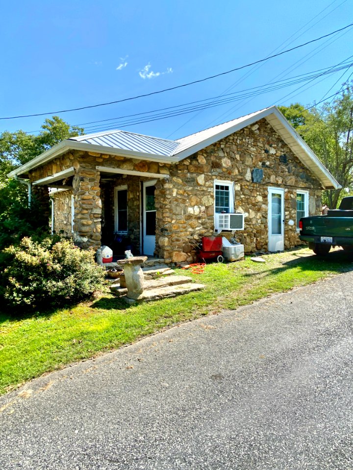 Barnard Road, Walnut, NC 
