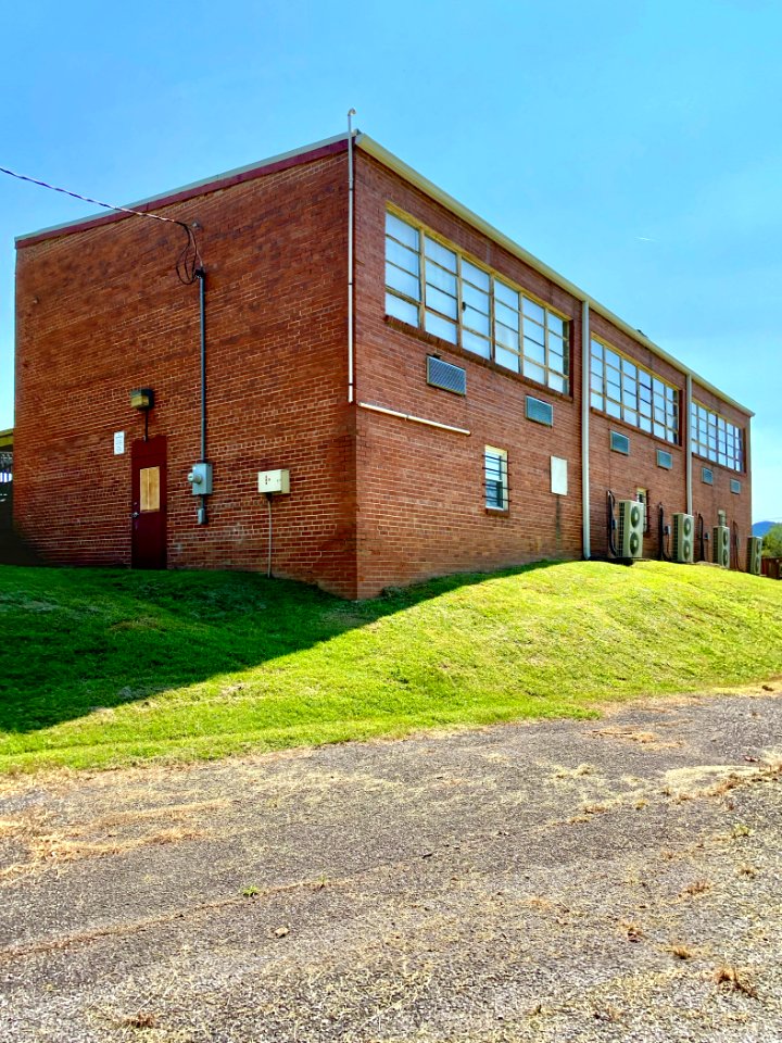 Walnut Community Center (Walnut School Annex), School Road… 