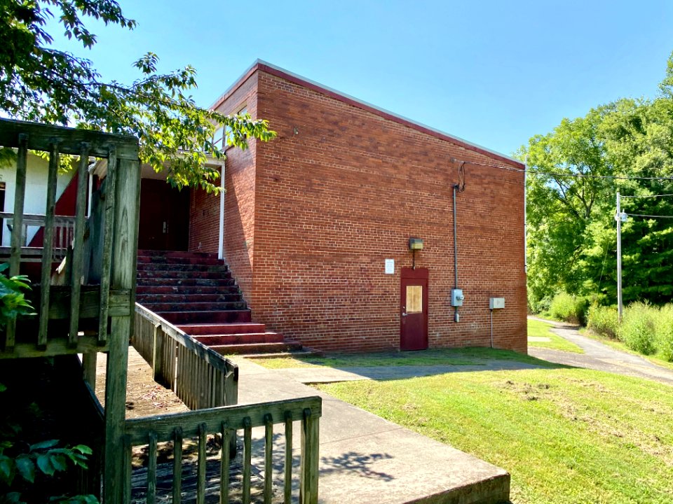 Walnut Community Center (Walnut School Annex), School Road… 