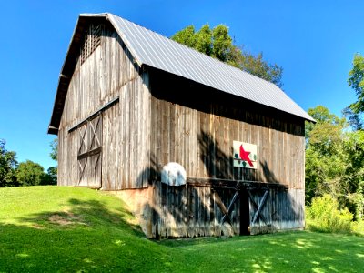 Barn, Chapel Hill Road, White Rock, NC 