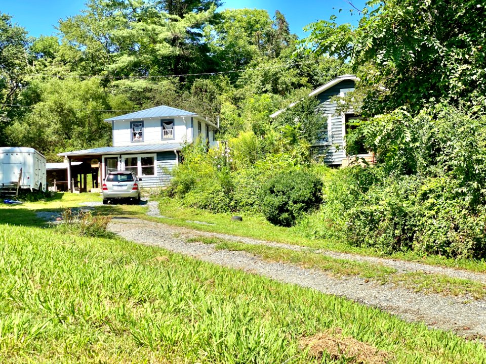 Barnard Road, Walnut, NC 