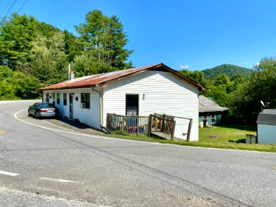 Barnard Road, Walnut, NC 