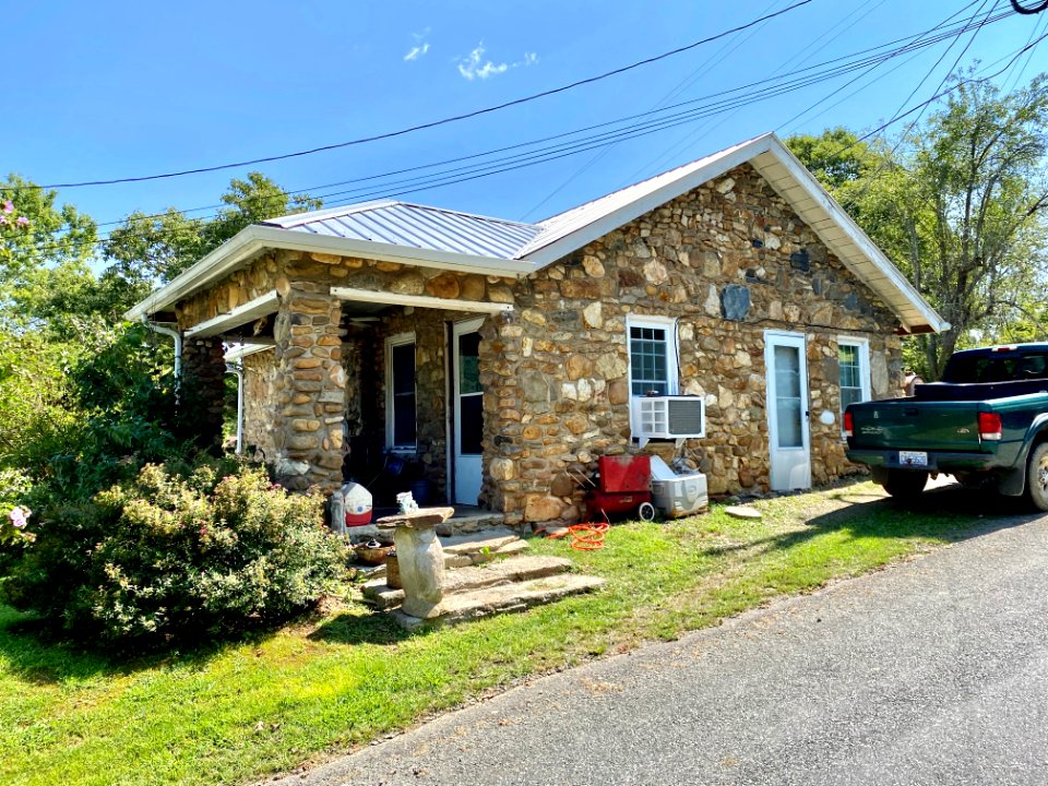 Barnard Road, Walnut, NC 