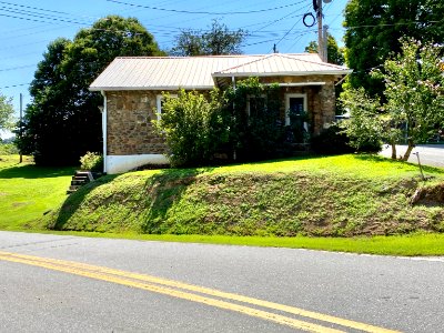 Barnard Road, Walnut, NC 