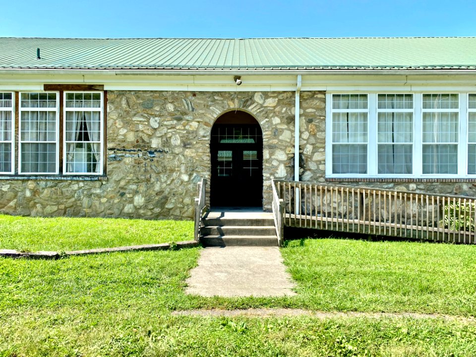 Old Spring Creek School, Spring Creek, NC 
