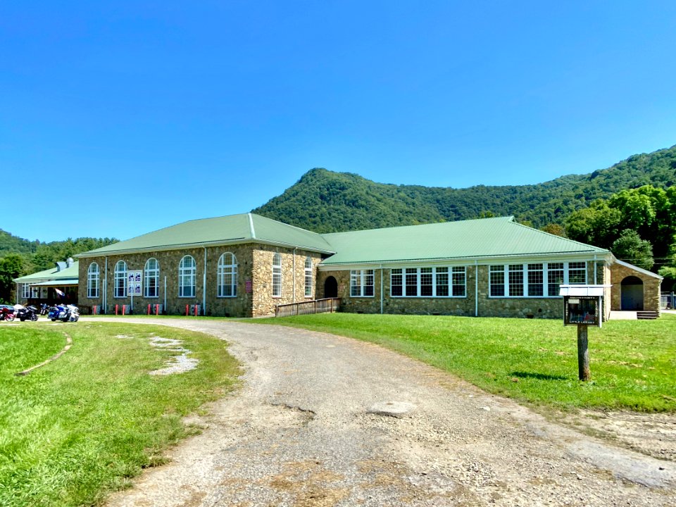 Old Spring Creek School, Spring Creek, NC 