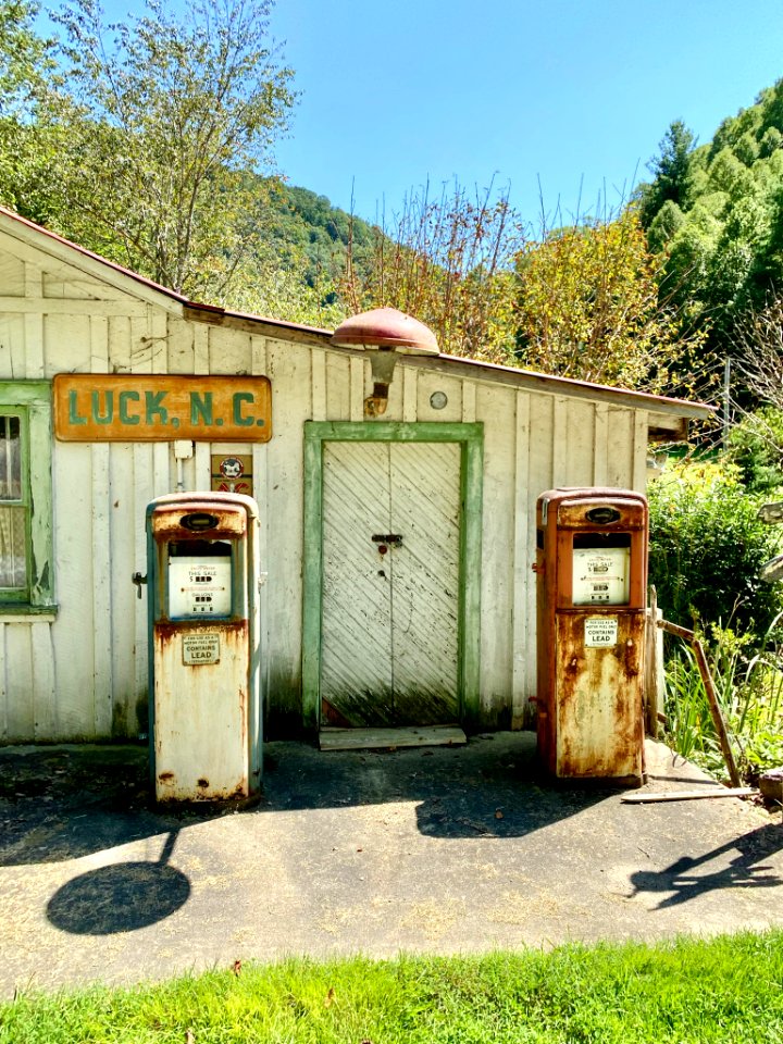 Pink J. Plemmons Grocery and Feed Store, North Carolina St… 