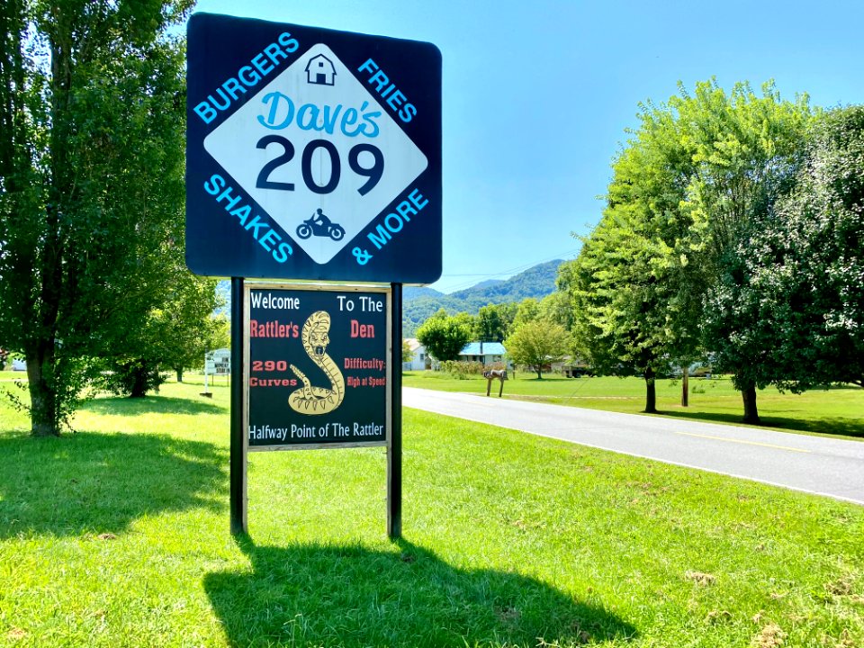 Dave’s 209 Cafe Sign, Old Spring Creek School, Spring Cree… 