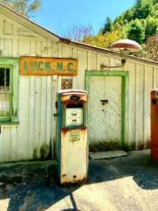 Pink J. Plemmons Grocery and Feed Store, North Carolina St… 