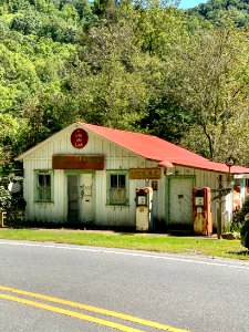 Pink J. Plemmons Grocery and Feed Store, North Carolina St… 