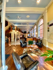 Citizens Bank and Trust Company Building, Waynesville, NC 