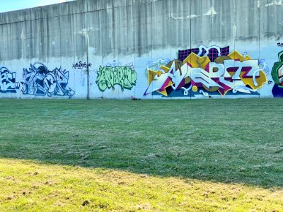 Interstate Retaining Wall Graffiti, Goebel Park, Mainstras… 