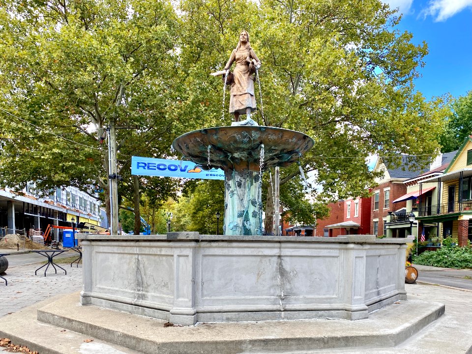 Goose Girl Fountain, George Steinford Park (6th Street), M… 