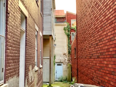 Perry Street, Mainstrasse Village, Covington, KY 