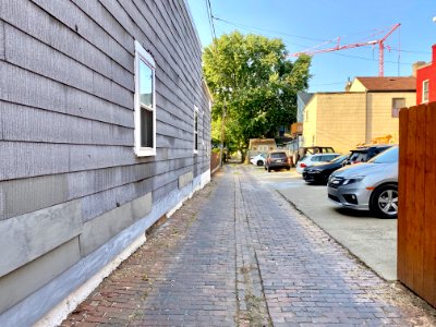 Bakewell Street Alley, Mainstrasse Village, Covington, KY 