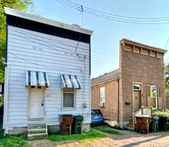 Short Pershing Avenue, Mainstrasse Village, Covington, KY 