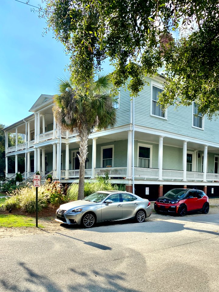 Fort Moultrie Bachelor Officer’s Quarters, Ion Avenue, Sul… 