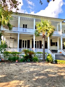 Fort Moultrie Senior Officer’s Quarters, Ion Avenue, Sulli… photo