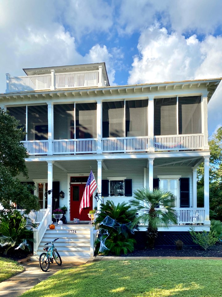 Fort Moultrie Senior Officer’s Quarters, Ion Avenue, Sulli… 