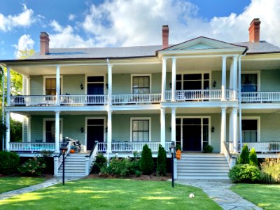 Fort Moultrie Bachelor Officer’s Quarters, Ion Avenue, Sul… 