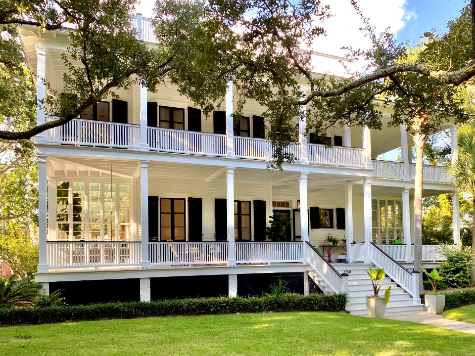 Fort Moultrie Senior Officer’s Quarters, Ion Avenue, Sulli… 