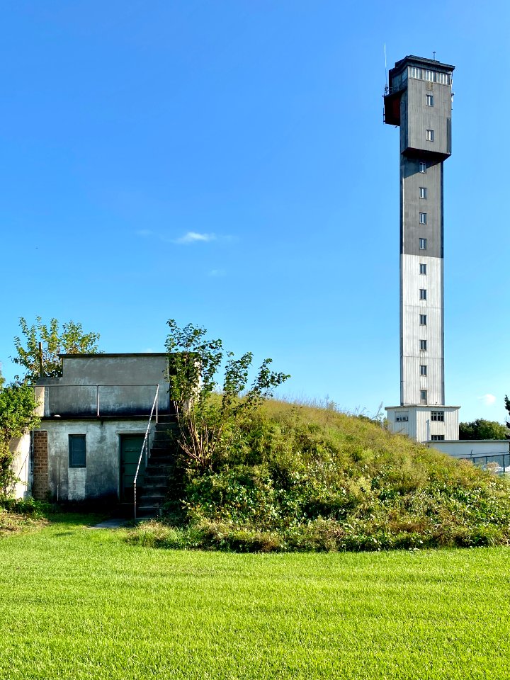 Bunker and Charleston Lighthouse, U.S. Coast Guard Station… 