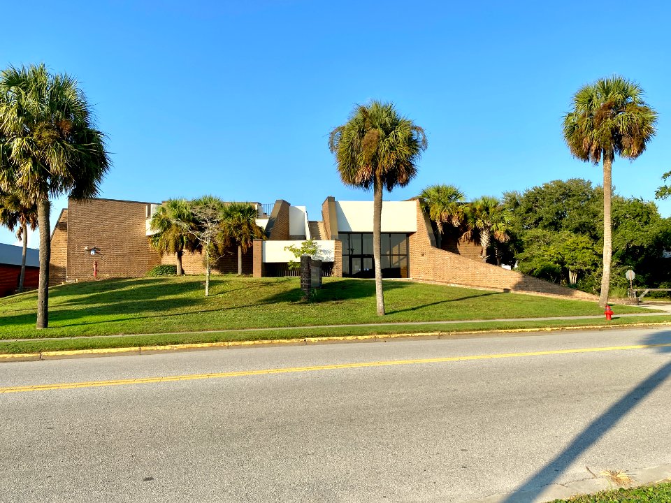 Fort Moultrie Visitor Center, Middle Street, Sullivan’s Is… 