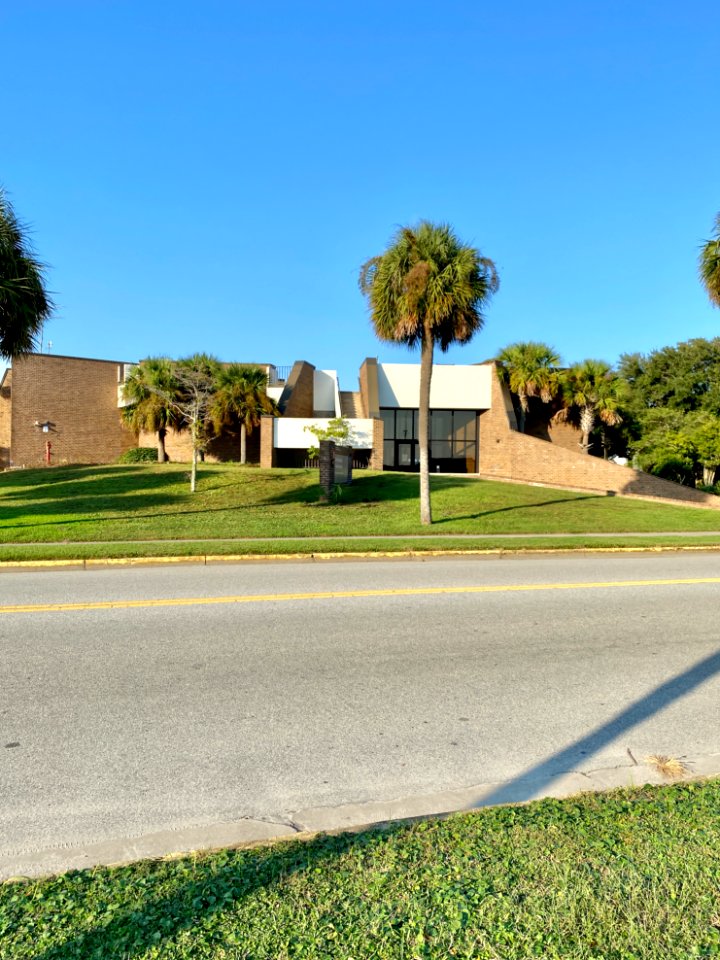 Fort Moultrie Visitor Center, Middle Street, Sullivan’s Is… 
