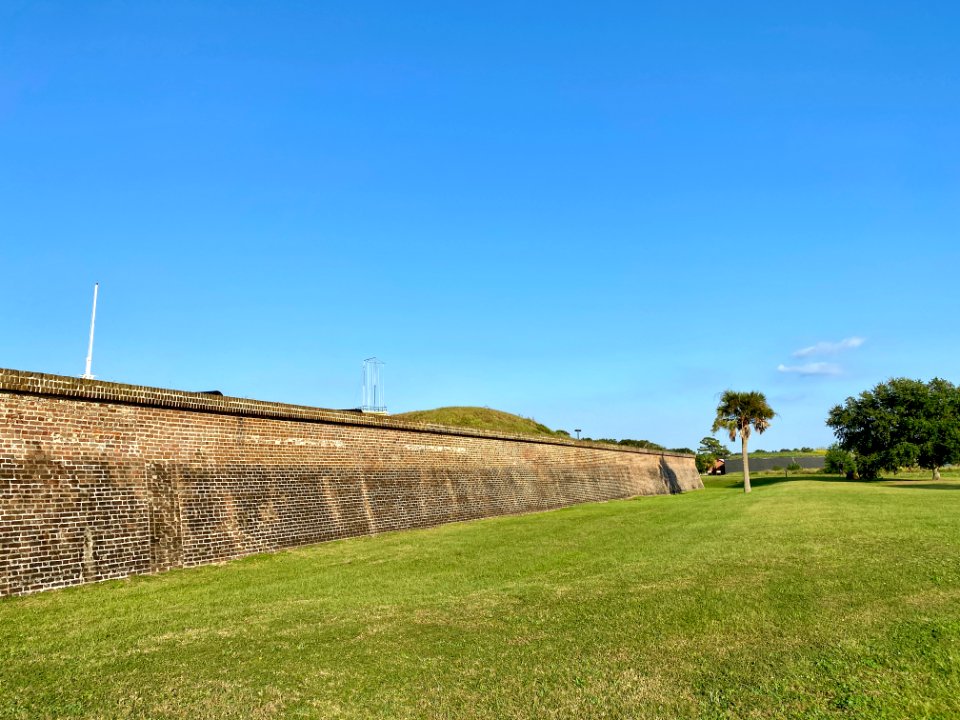 Fort Moultrie, Middle Street, Sullivan’s Island, SC 