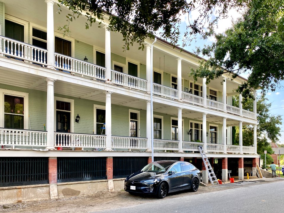 Fort Moultrie Bachelor Officer’s Quarters, Ion Avenue, Sul… 