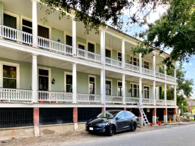 Fort Moultrie Bachelor Officer’s Quarters, Ion Avenue, Sul… 
