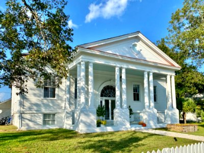 Fort Moultrie Post Exchange, Middle Street, Sullivan’s Isl… 
