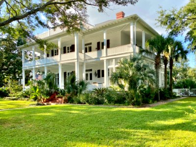 Fort Moultrie Senior Officer’s Quarters, Ion Avenue, Sulli… 