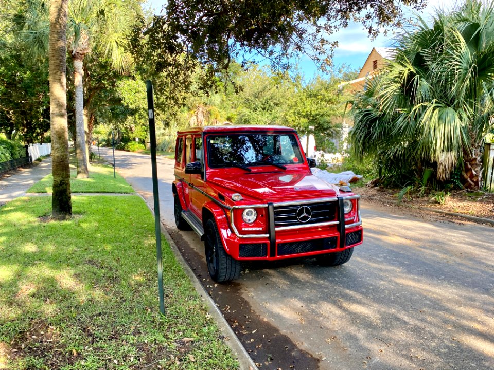 Mercedes-Benz G-Class, Ion Avenue, Sullivan’s Island, SC 