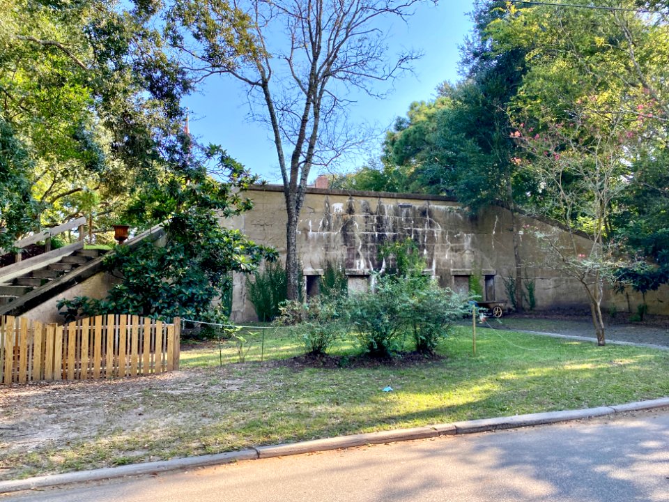 Fort Moultrie Position Firing Station, Ion Avenue, Sulliva… 