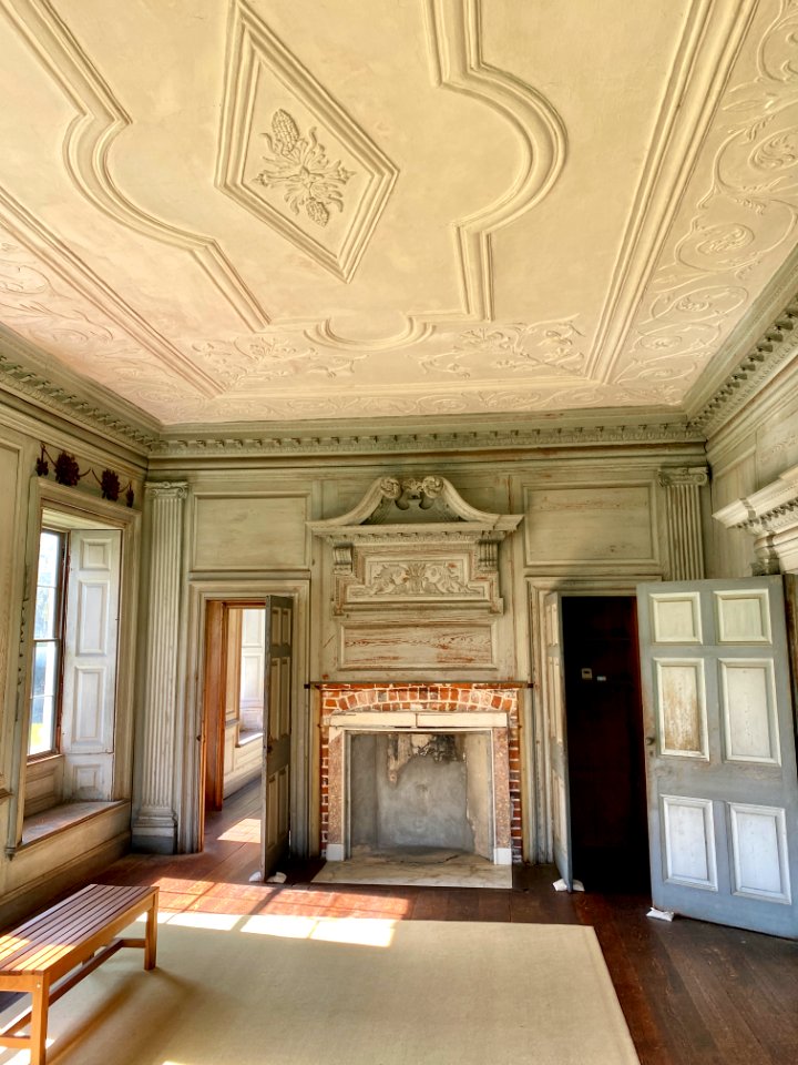 Living Room, Drayton Hall, West Ashley, Charleston, SC 