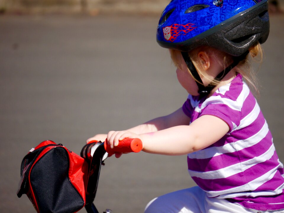 Child happy cycle photo