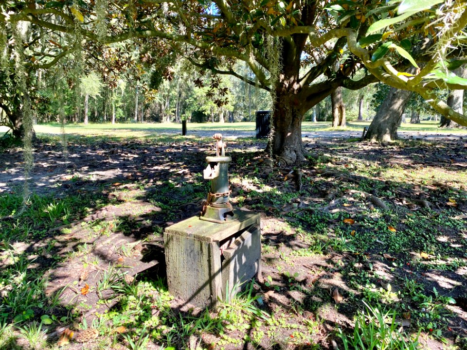 Water Pump, Drayton Hall, West Ashley, Charleston, SC 