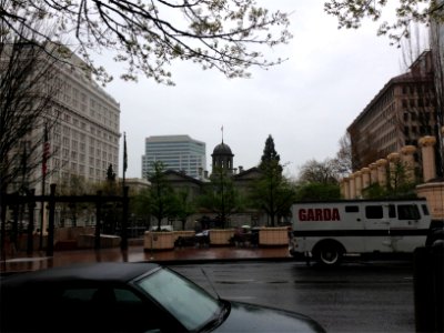 Pioneer Courthouse Square 
