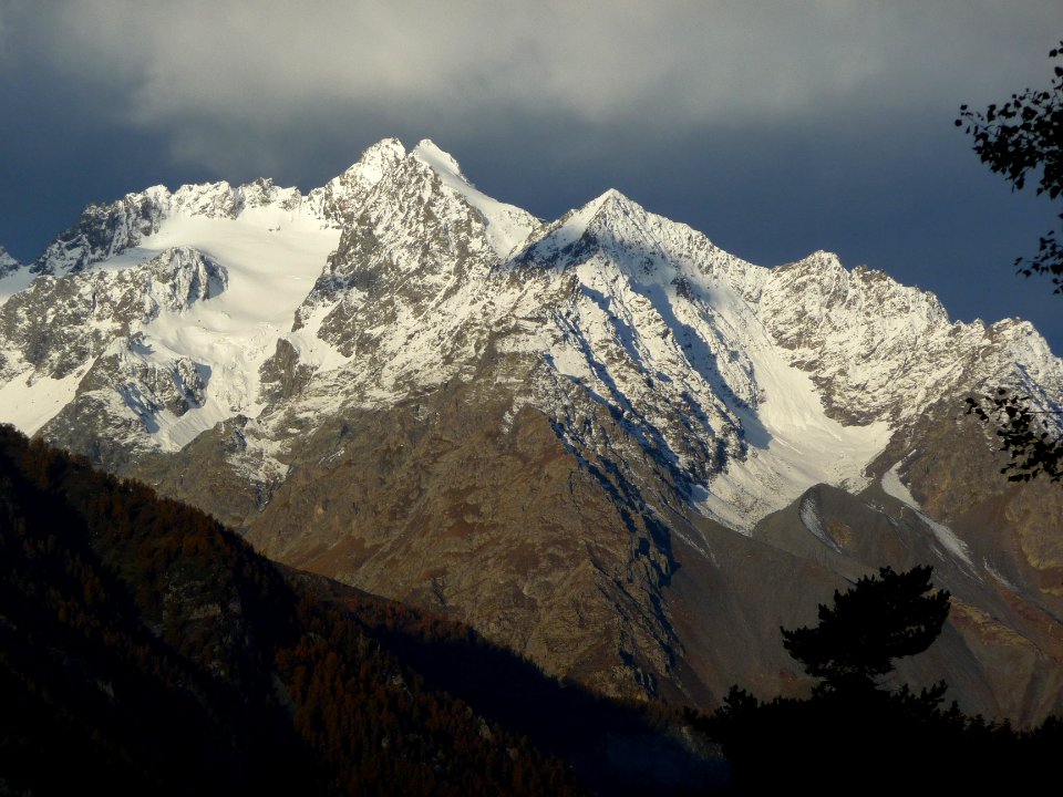 La montagne des Agneaux, éclairage dans la lumière du mati… 