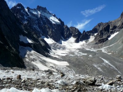 Tout le glacier noir 